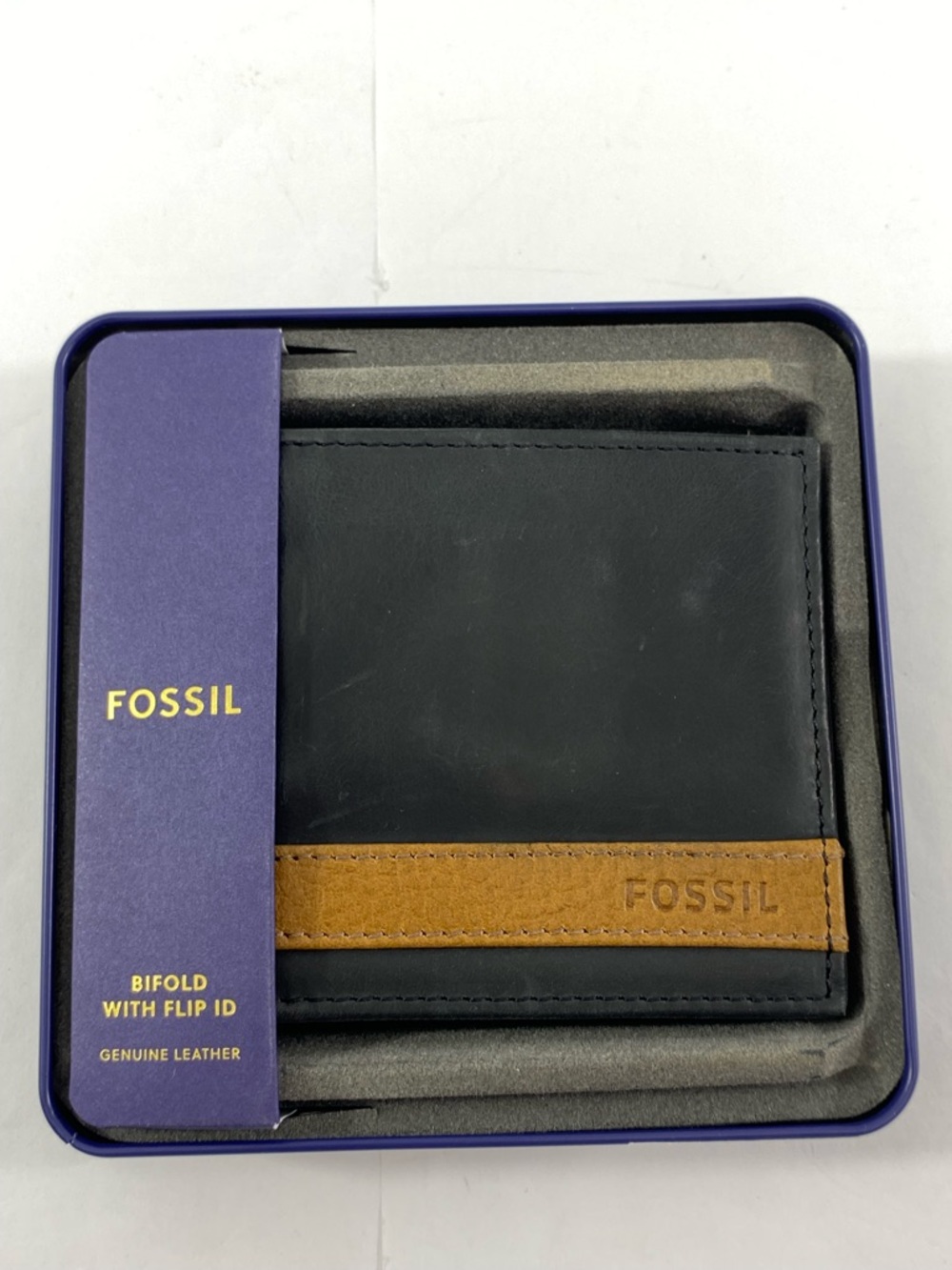 Fossil Classic Men's Black & Tan Genuine Leather Bifold With Flip ID Wallet NWT